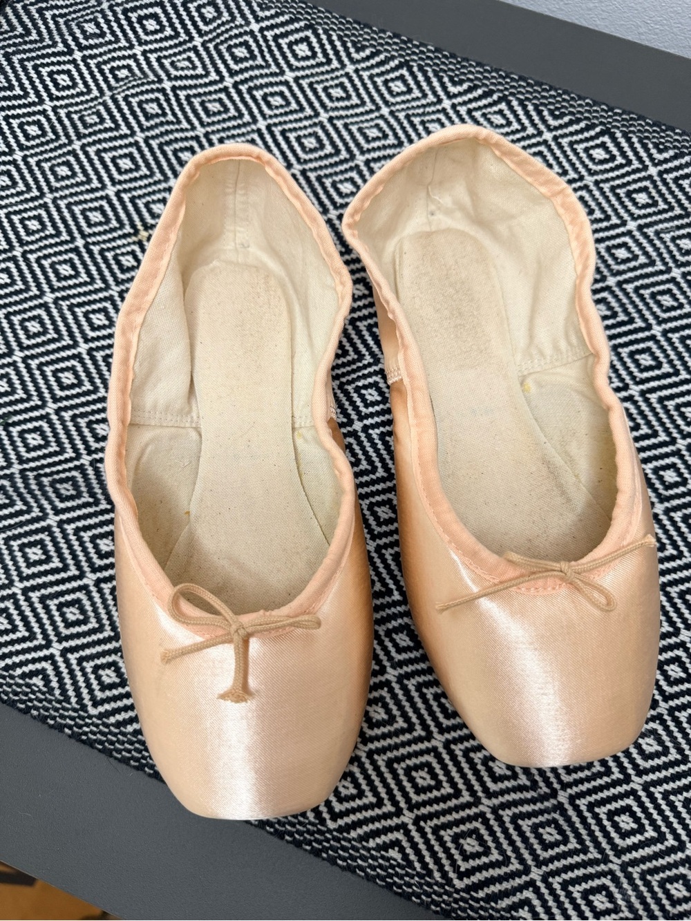 Women's Ballet Pointe Shoes Suffolk Spotlight Size S 5 1/2 XXX 208